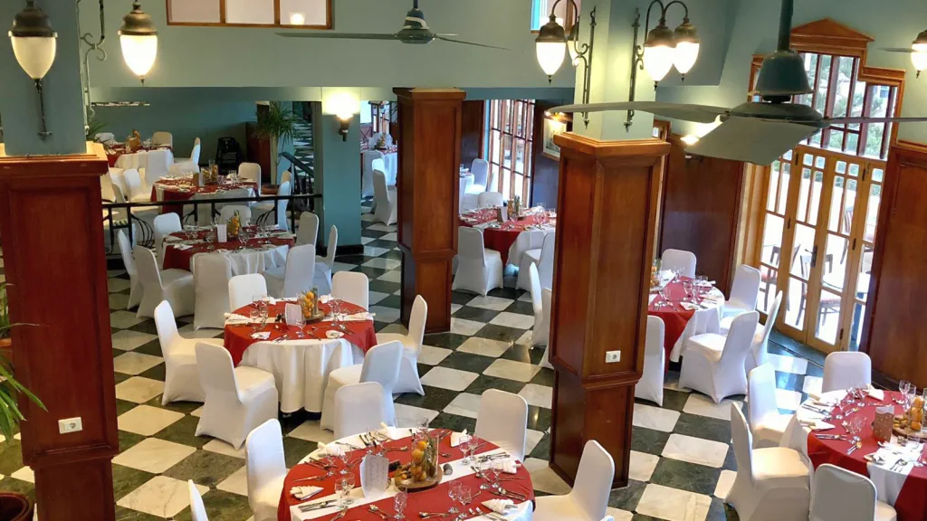 الفندق موفنبيك ريزورت - سوما باي